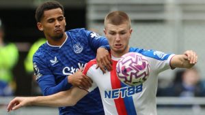 Manchester United Bisa Rekrut Gelandang Idaman