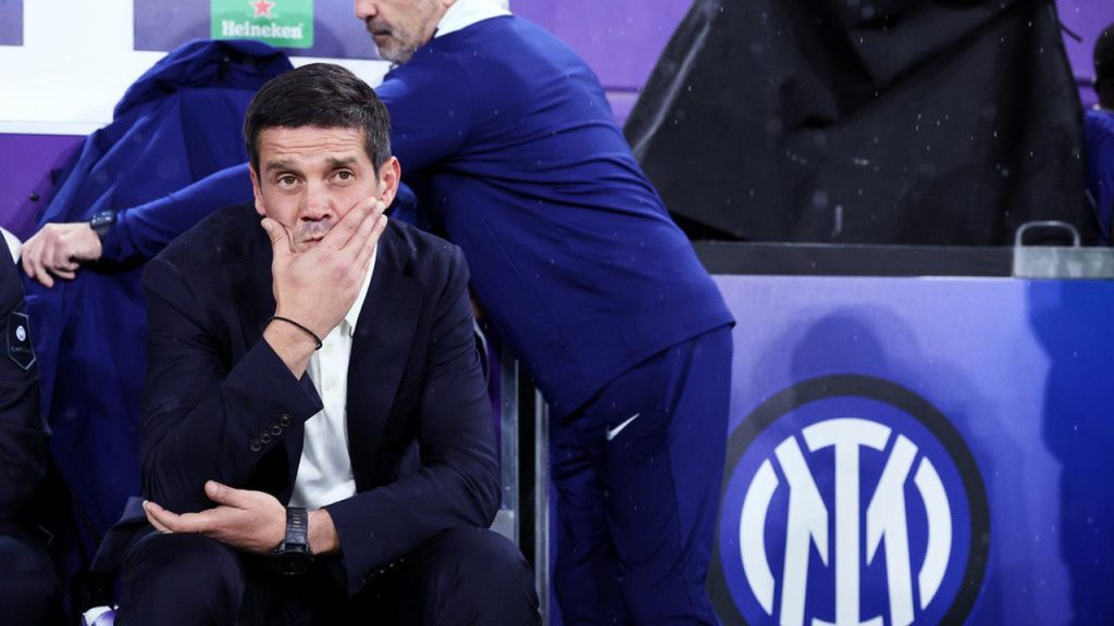 Cristian Chivu Yakin Inter Milan Tetap di Jalur Juara